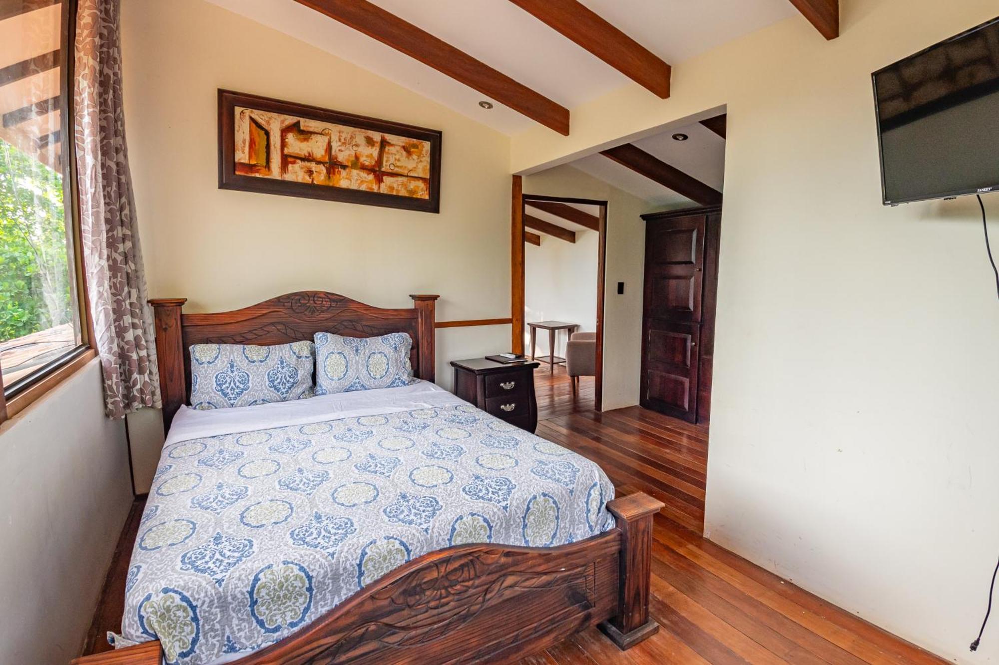 Sunset Del Mar Beach Resort Эстерильос-Эсте Экстерьер фото