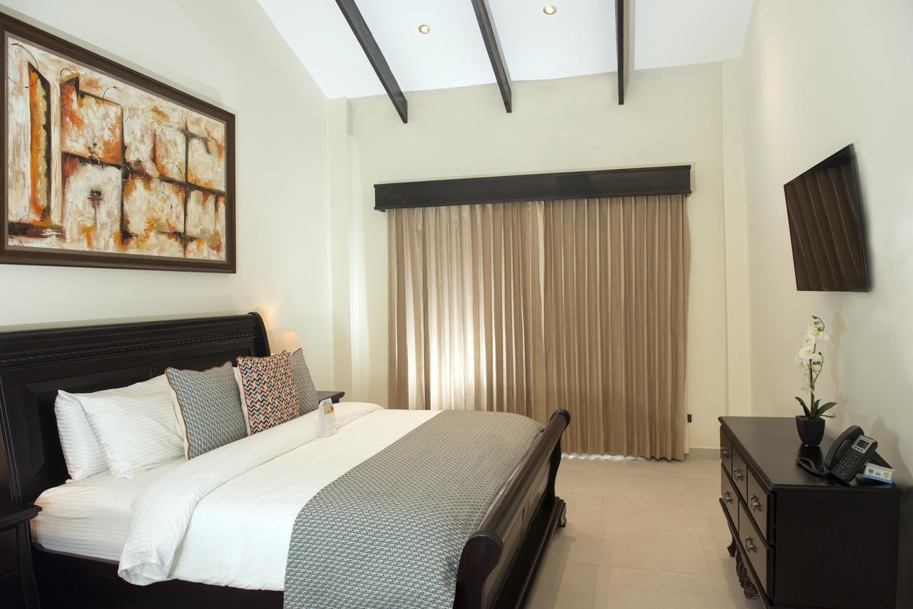 Sunset Del Mar Beach Resort Эстерильос-Эсте Экстерьер фото