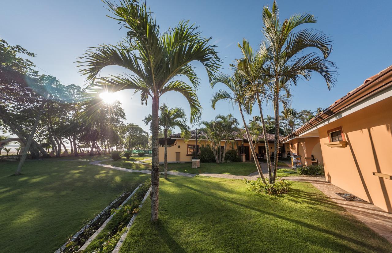 Sunset Del Mar Beach Resort Эстерильос-Эсте Экстерьер фото